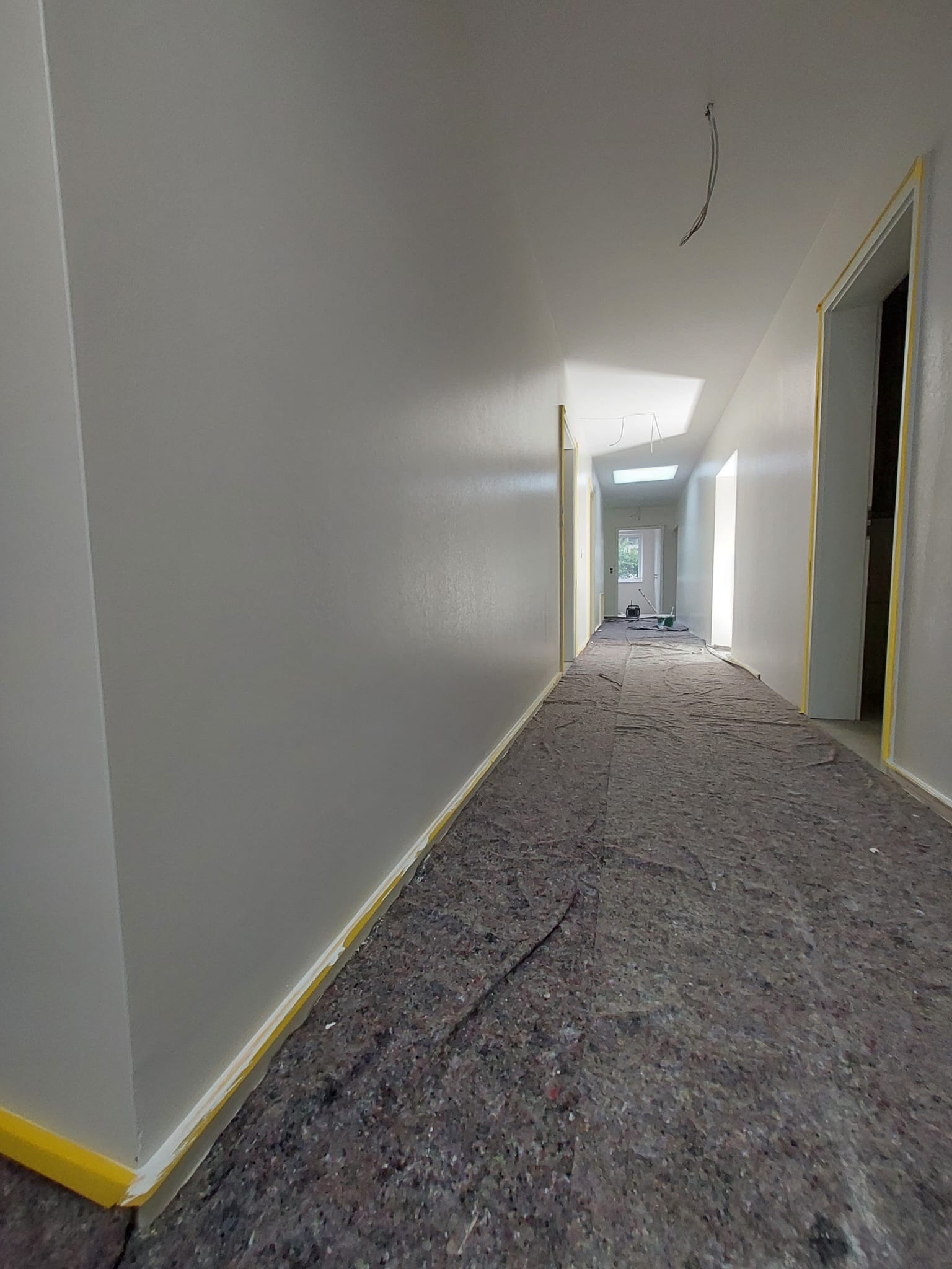 Leitungen Bild Malerarbeiten